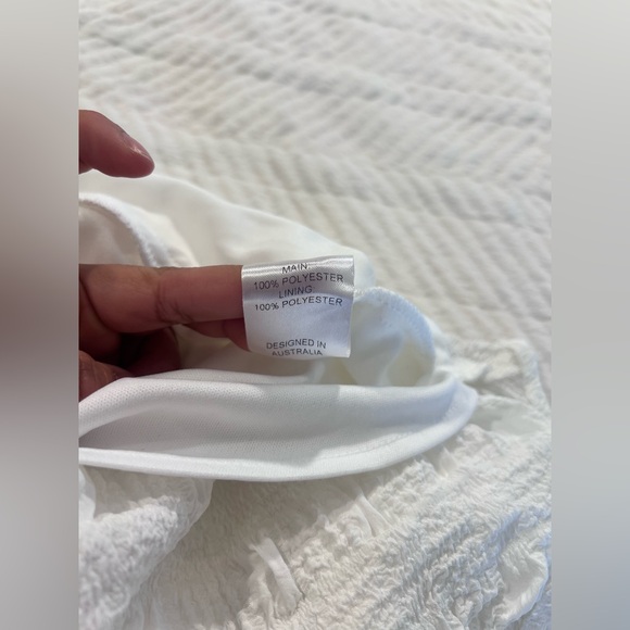 NWT Showpo Sanaa long sleeve open back mini dress in white size 6 - Picture 16 of 16